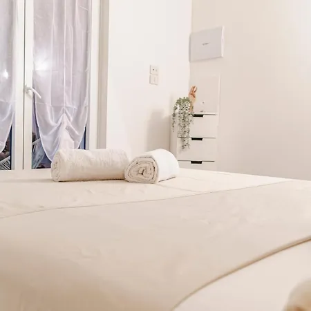 Apulialux - Modern Apt Con Jacuzzi E Box Auto Privato * باري